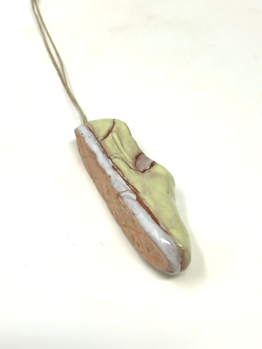 Slip-on Charm -- lemon yellow